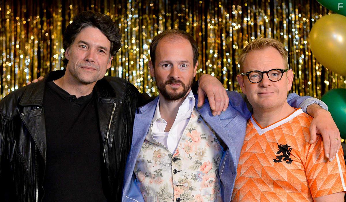 Danil Boissevain, Martijn Fischer, and Huub Smit in Mannen van Mars (2018)