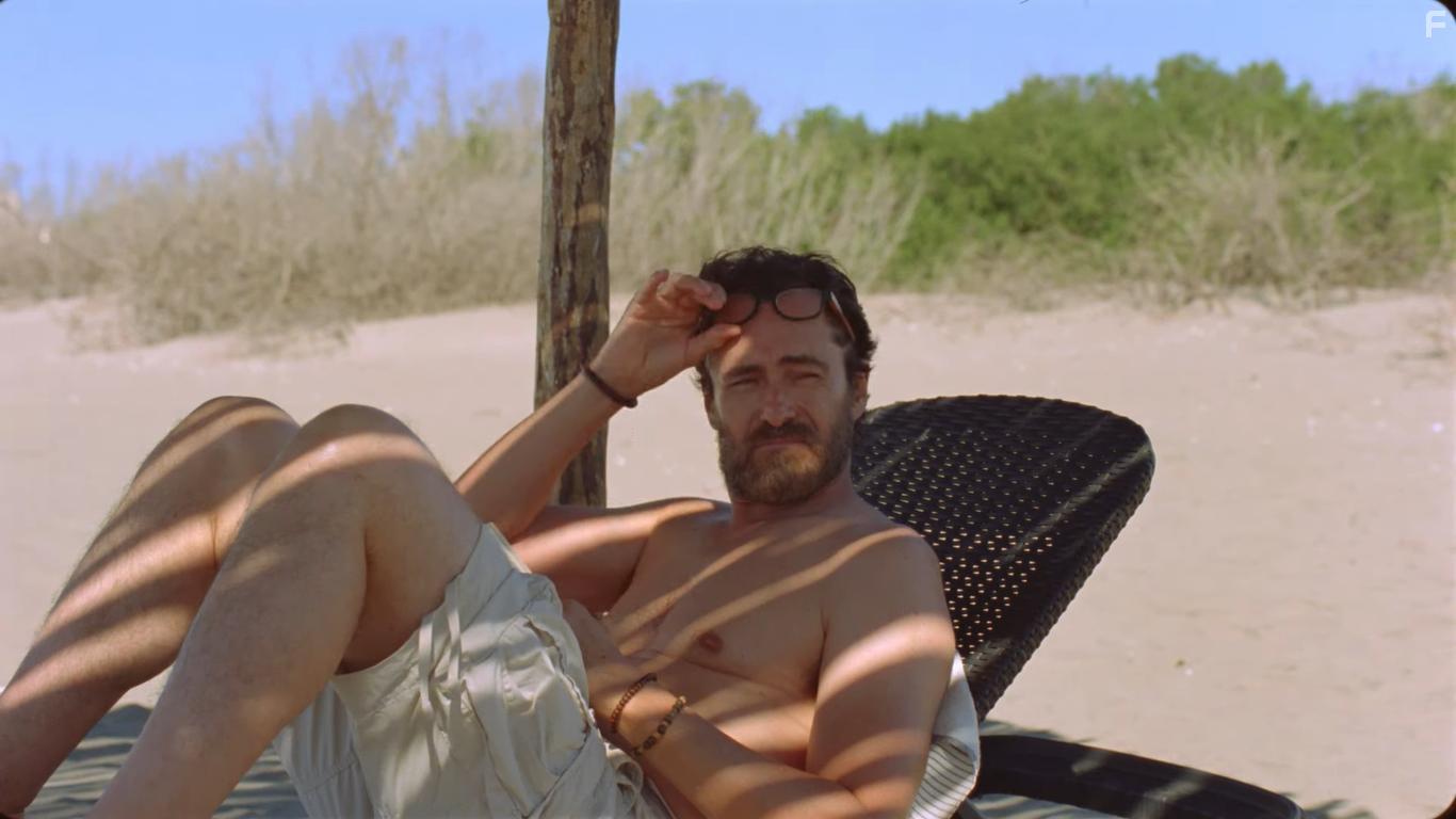 Demin Bichir in Mar de fondo (2020)