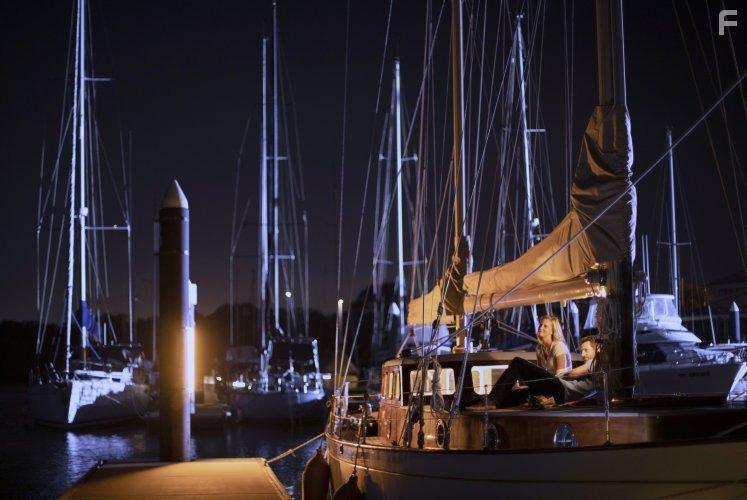 Cindy Busby and Tim Ross in Romance on the Menu (2020)