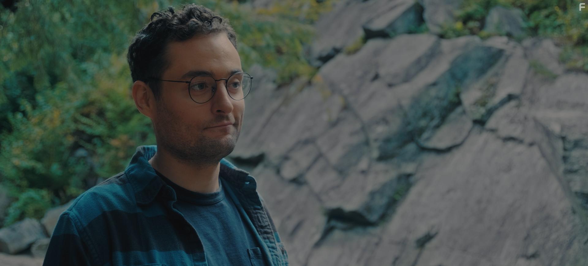 Erik Bloomquist in Weekenders (2021)