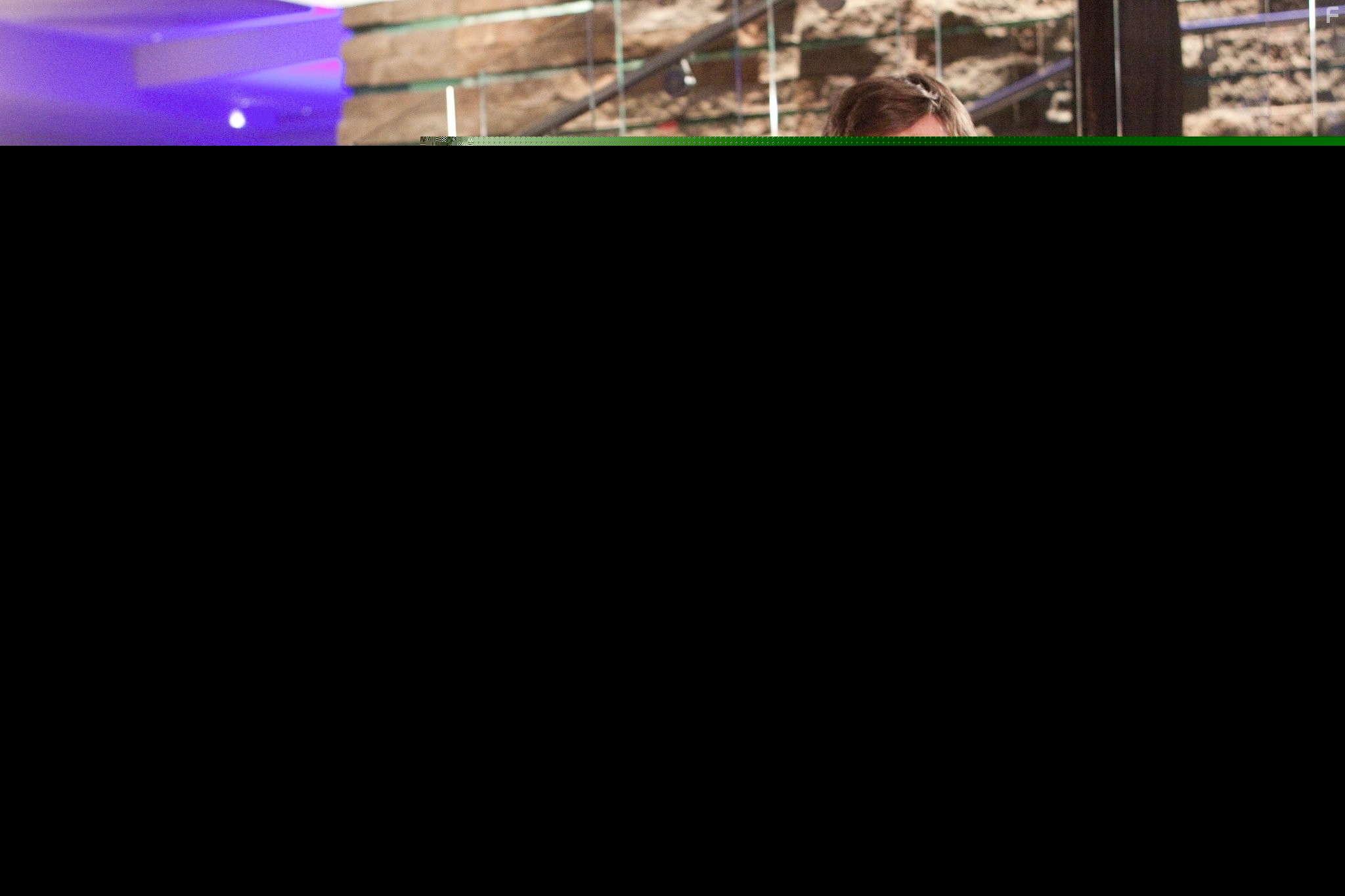 Luke Wilson, Stacey Alysson, and Diane Sorrentino in Посредники (2009)