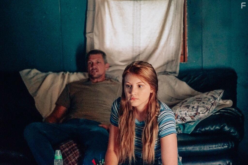 Still of Brooke Sorenson as Kim Lomack in Unearth