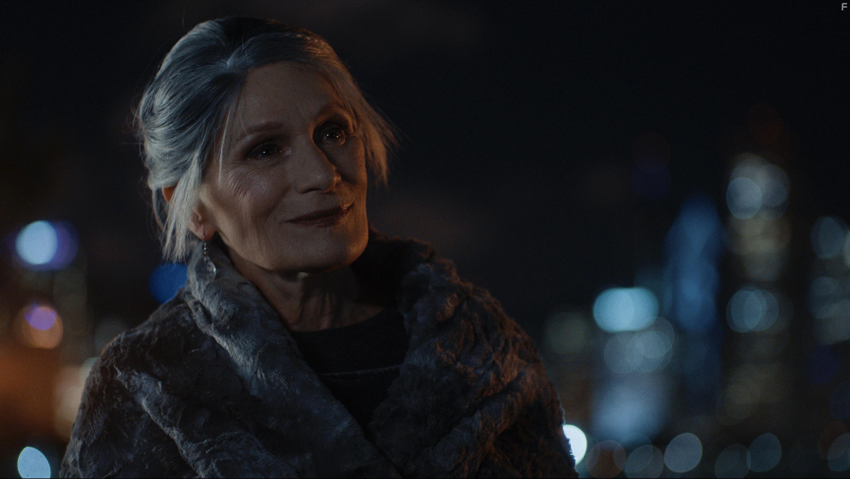 Wendy Robie in Dreaming Grand Avenue (2020)