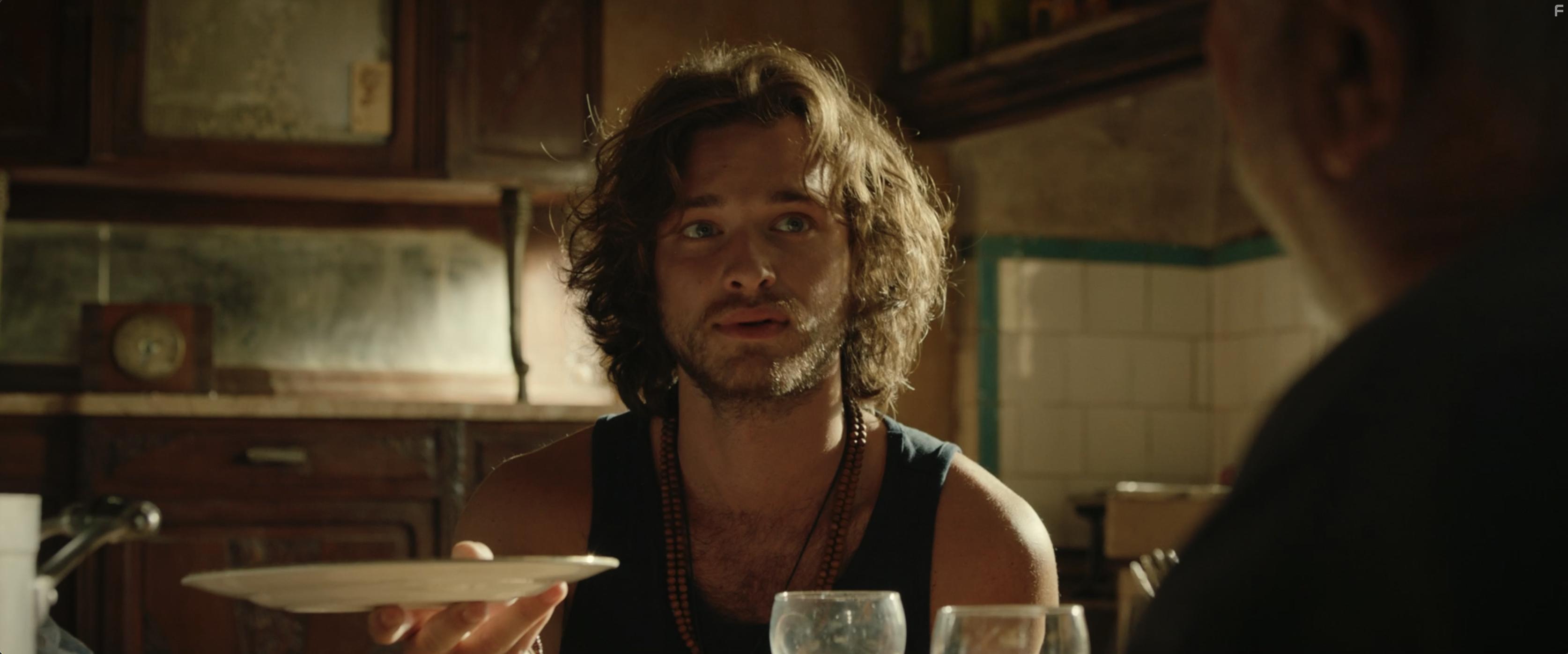 Laurent Baudens, Nicolas Cuche, Grard Jugnot, Gal Nouaille, Tristan Tortuyaux, Louka Meliava, Artus, and Camille Lou in Pourris gts (2021)