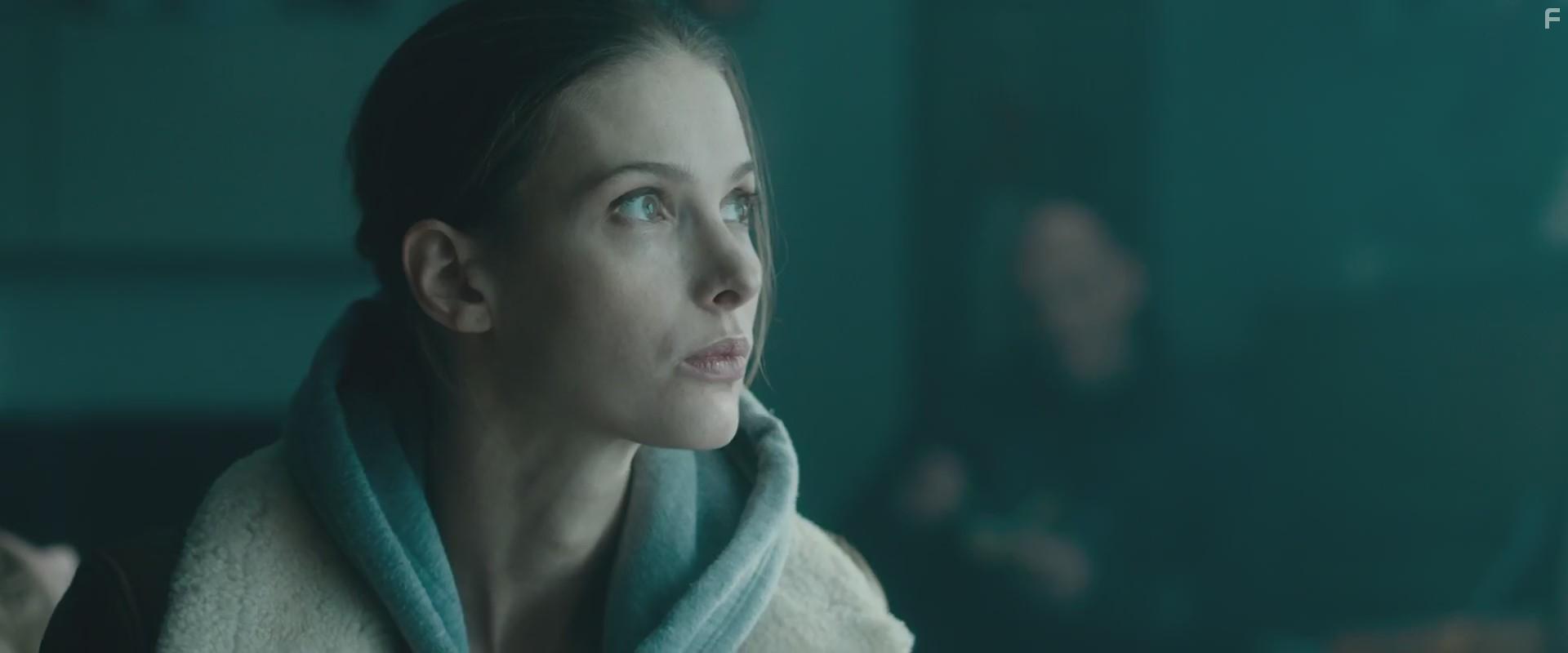 Svetlana Ivanova in Avanpost (2019)