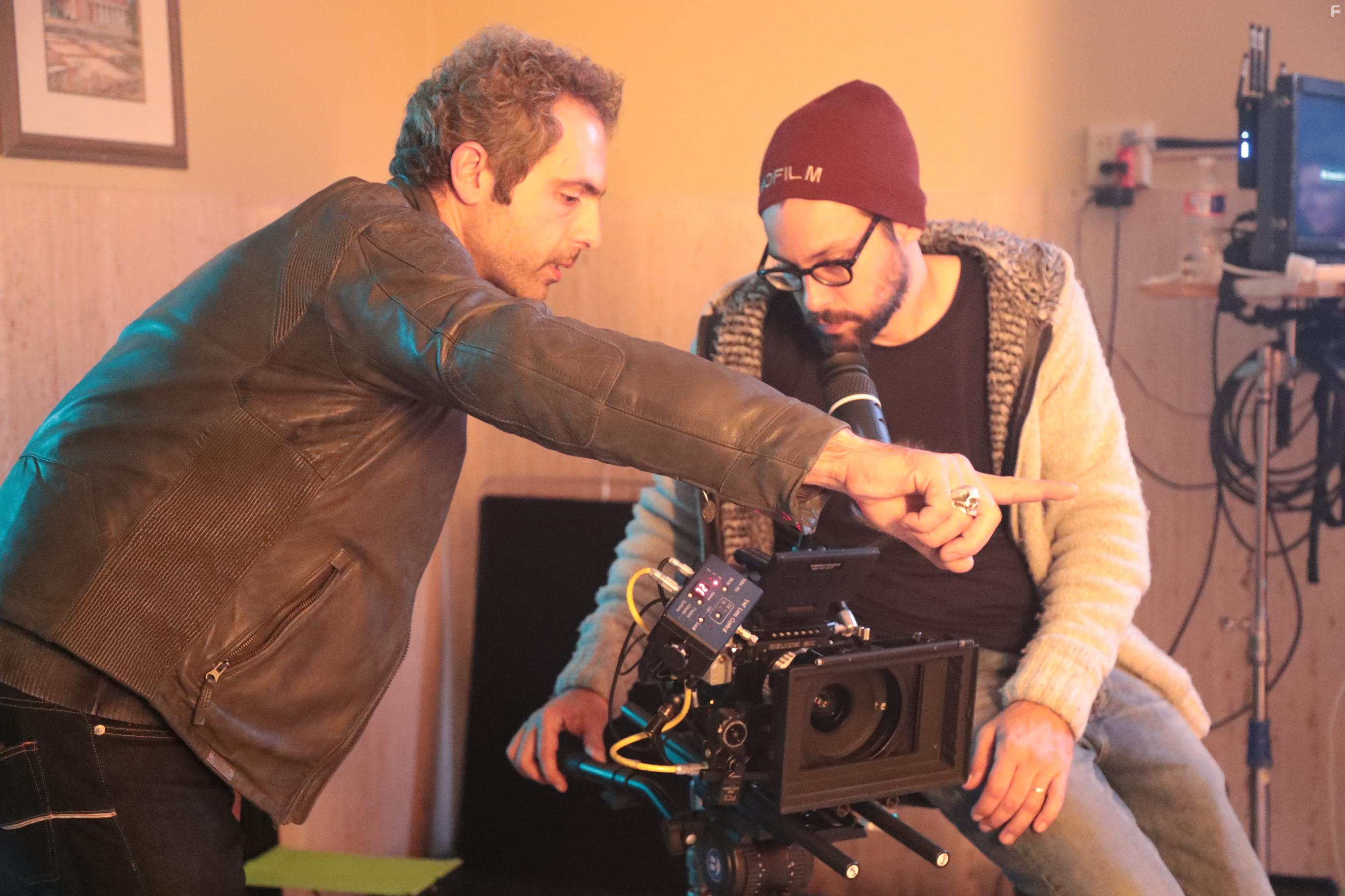 Andre Alfa and Amza Moglan in Rightful (2021)