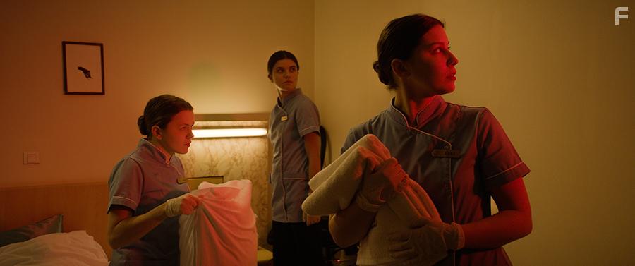 Anna Biernacik, Karolina Bruchnicka, and Magdalena Wieczorek in Monument (2018)