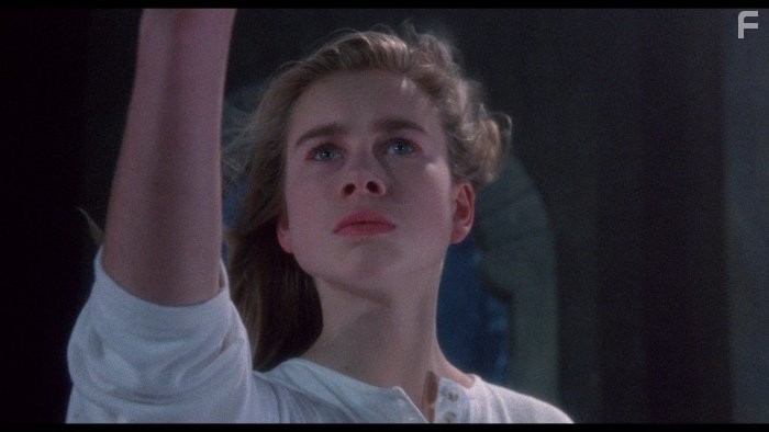 Imogen Boorman in Yoсставший из ада II (1988)