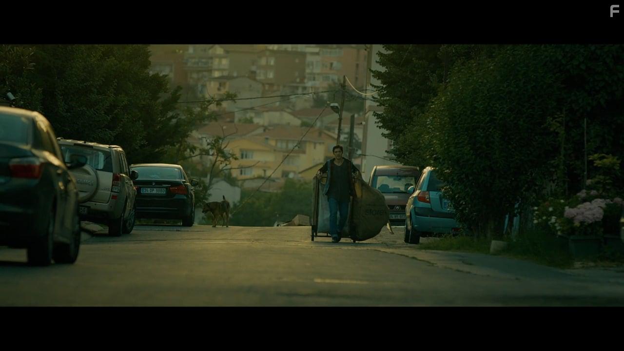 Grberk Polat in I am the Sea (2020)