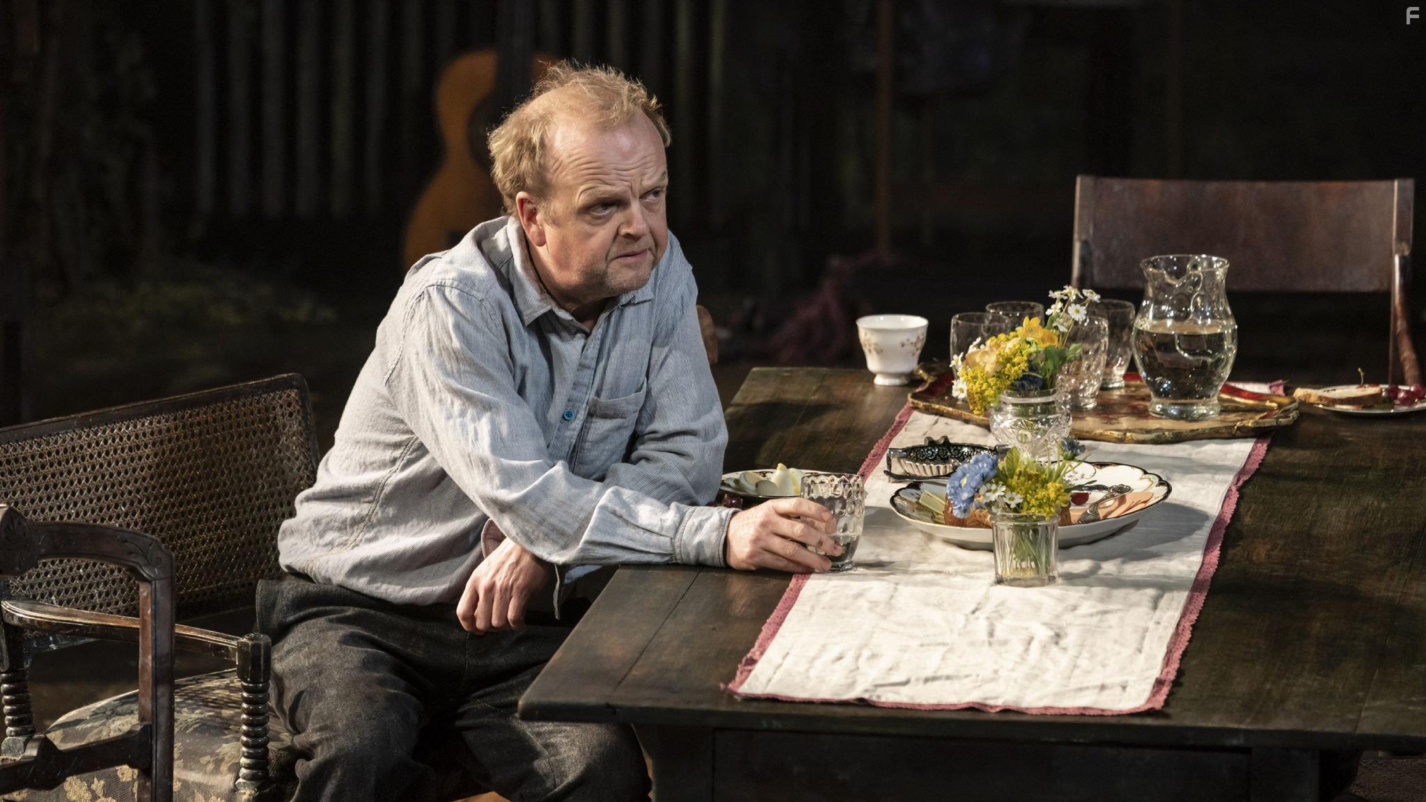 Toby Jones in Uncle Vanya (2020)