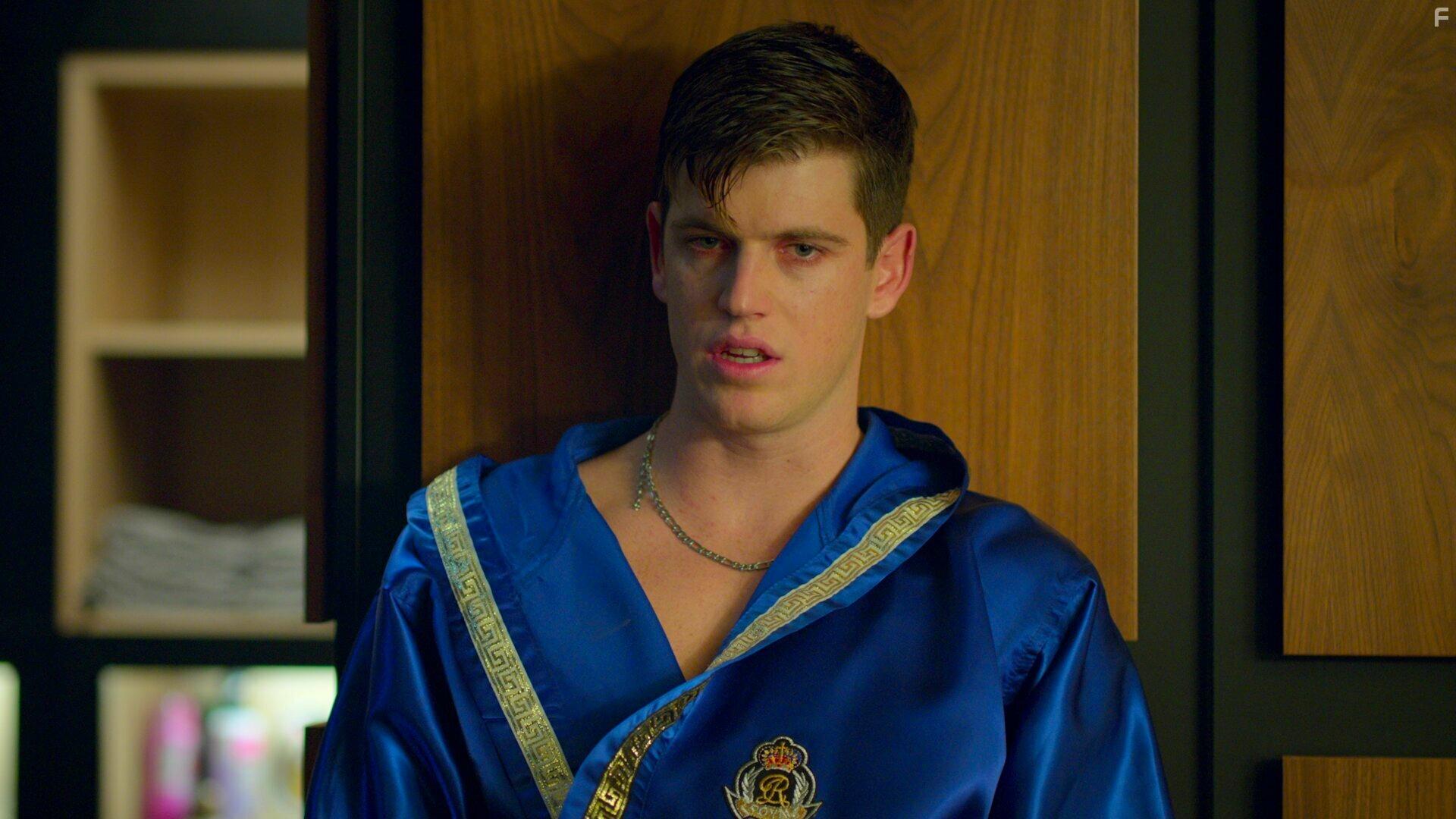 Miguel Bernardeau in Elite Short Stories: Guzmn Caye Rebe (2021)