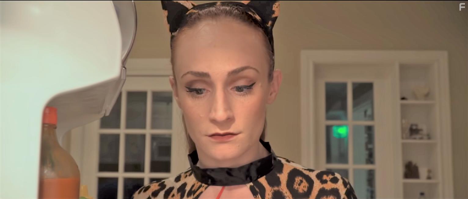 Erin Wasmund in Halloween Night (2020)