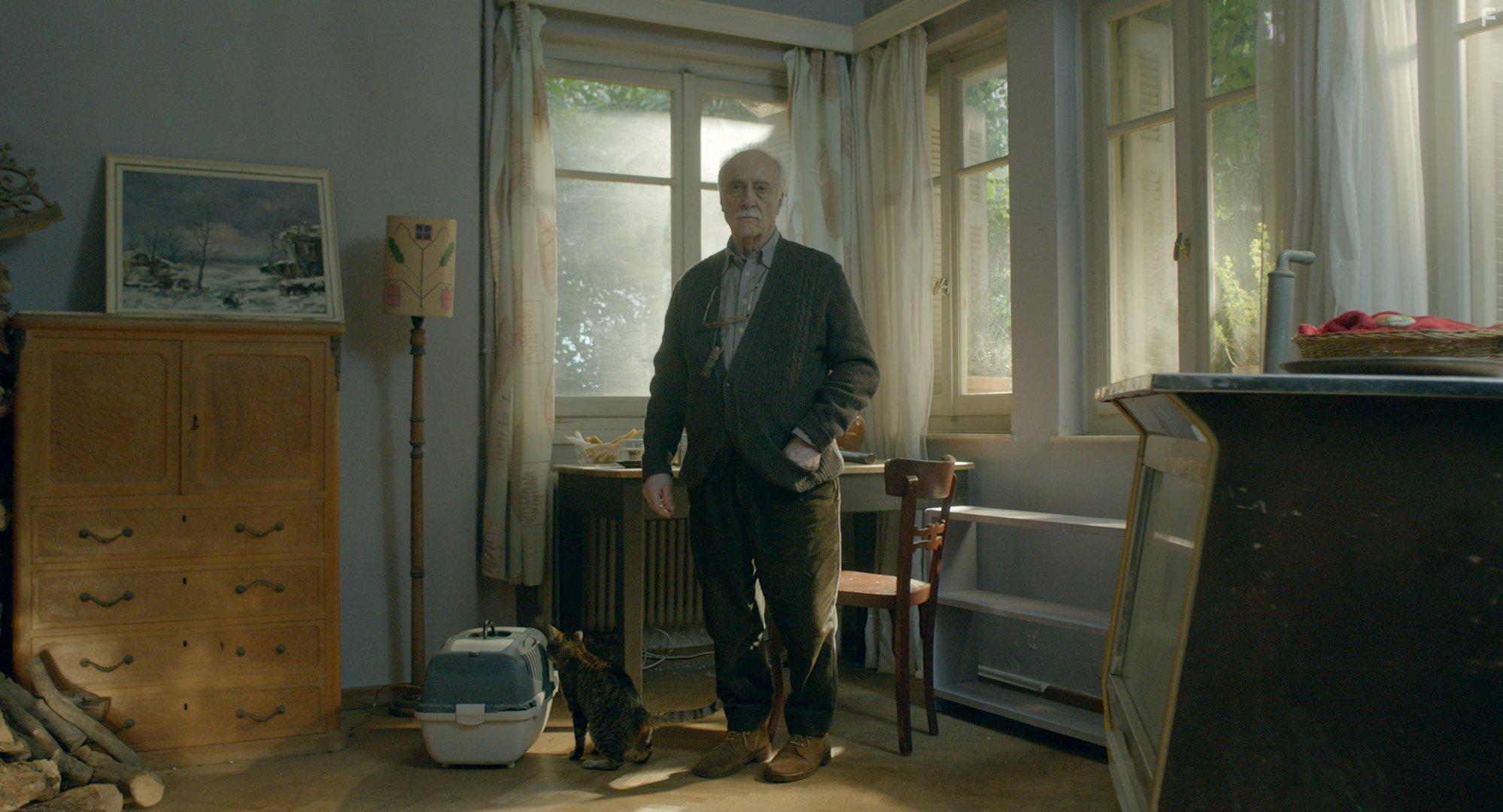 Thanasis Papageorgiou in Apostratos (2019)