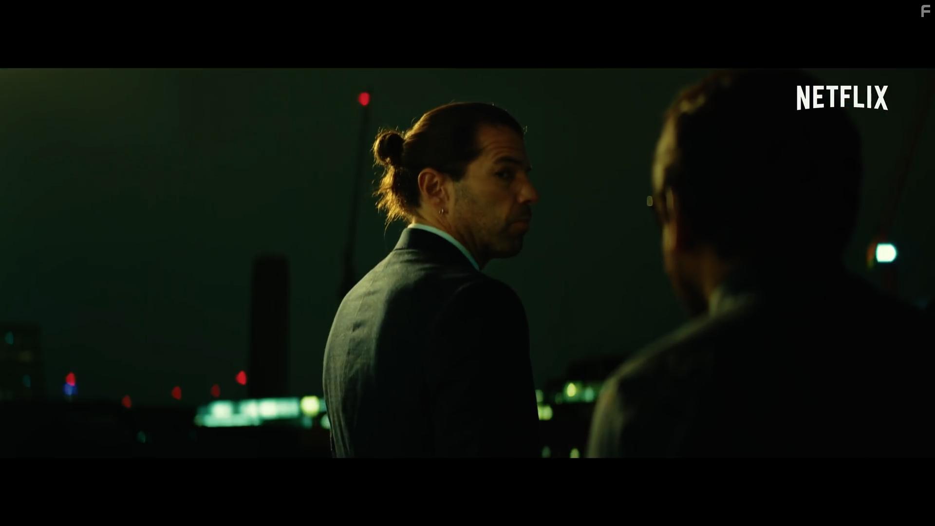 Roman Fiori in Jagame Thandhiram (2021)