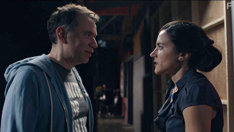 Fred Armisen and Alyssa Limperis in Too Late (2021)