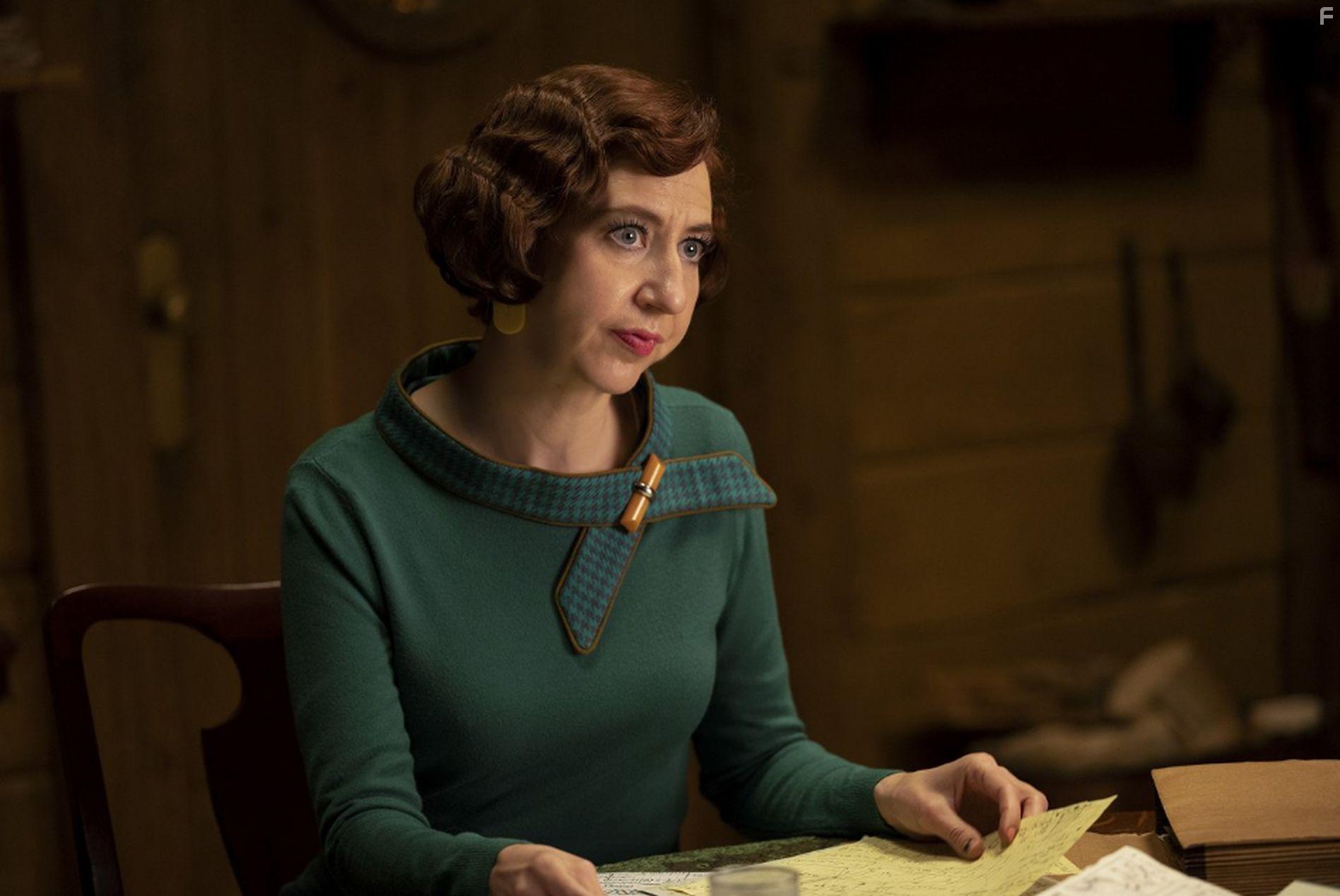 Kristen Schaal in Het mysterieuze Benedict Genootschap (2021)