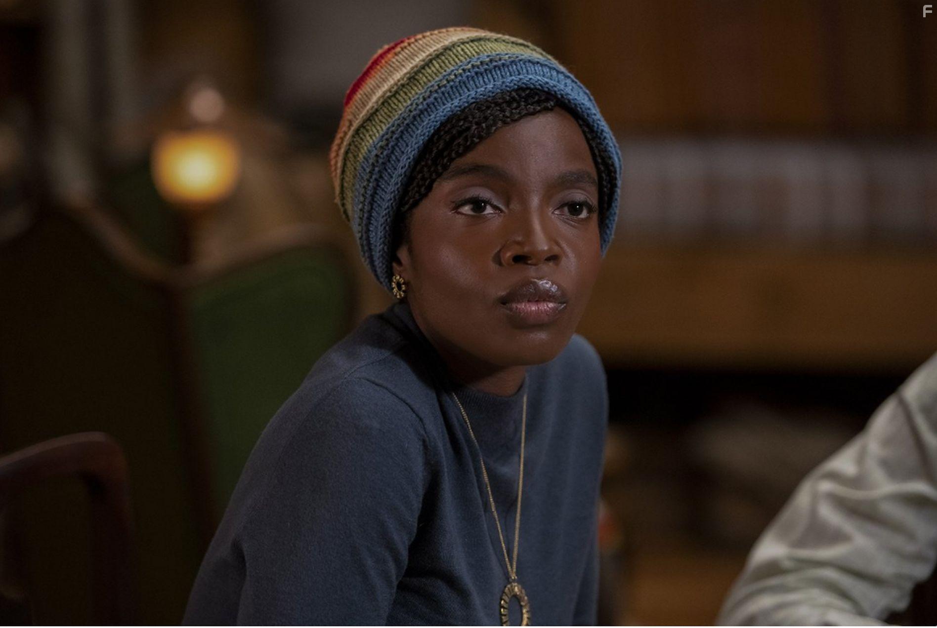 MaameYaa Boafo in Het mysterieuze Benedict Genootschap (2021)