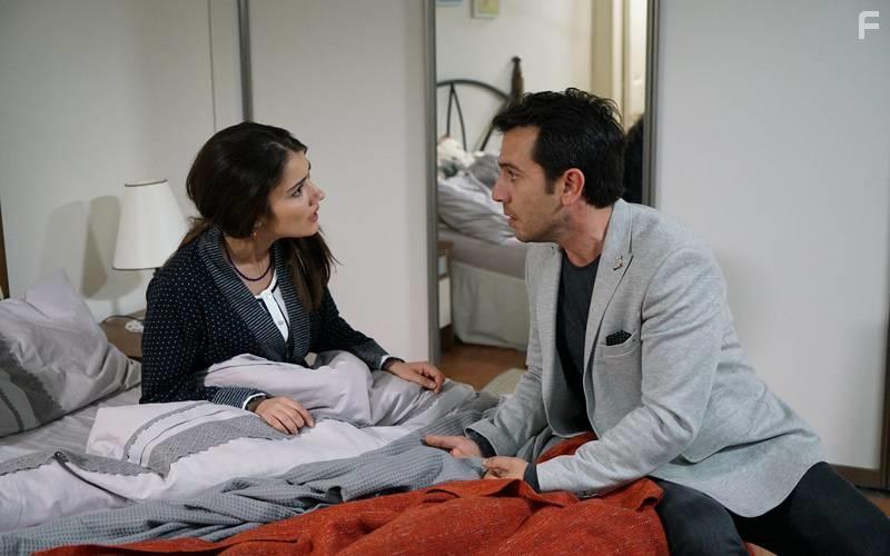 Ali Il and Sevda Erginci in Ver Elini ASk (2017)