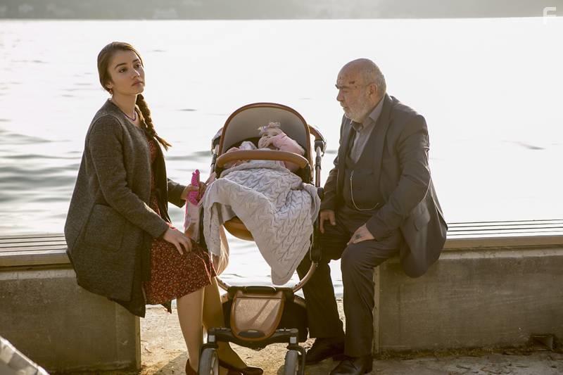 Kksal Engr and Sevda Erginci in Ver Elini ASk (2017)