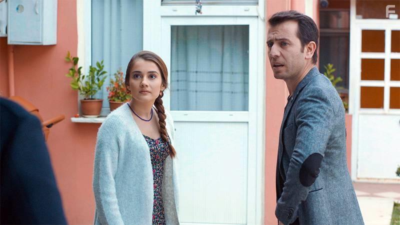 Ali Il and Sevda Erginci in Ver Elini ASk (2017)