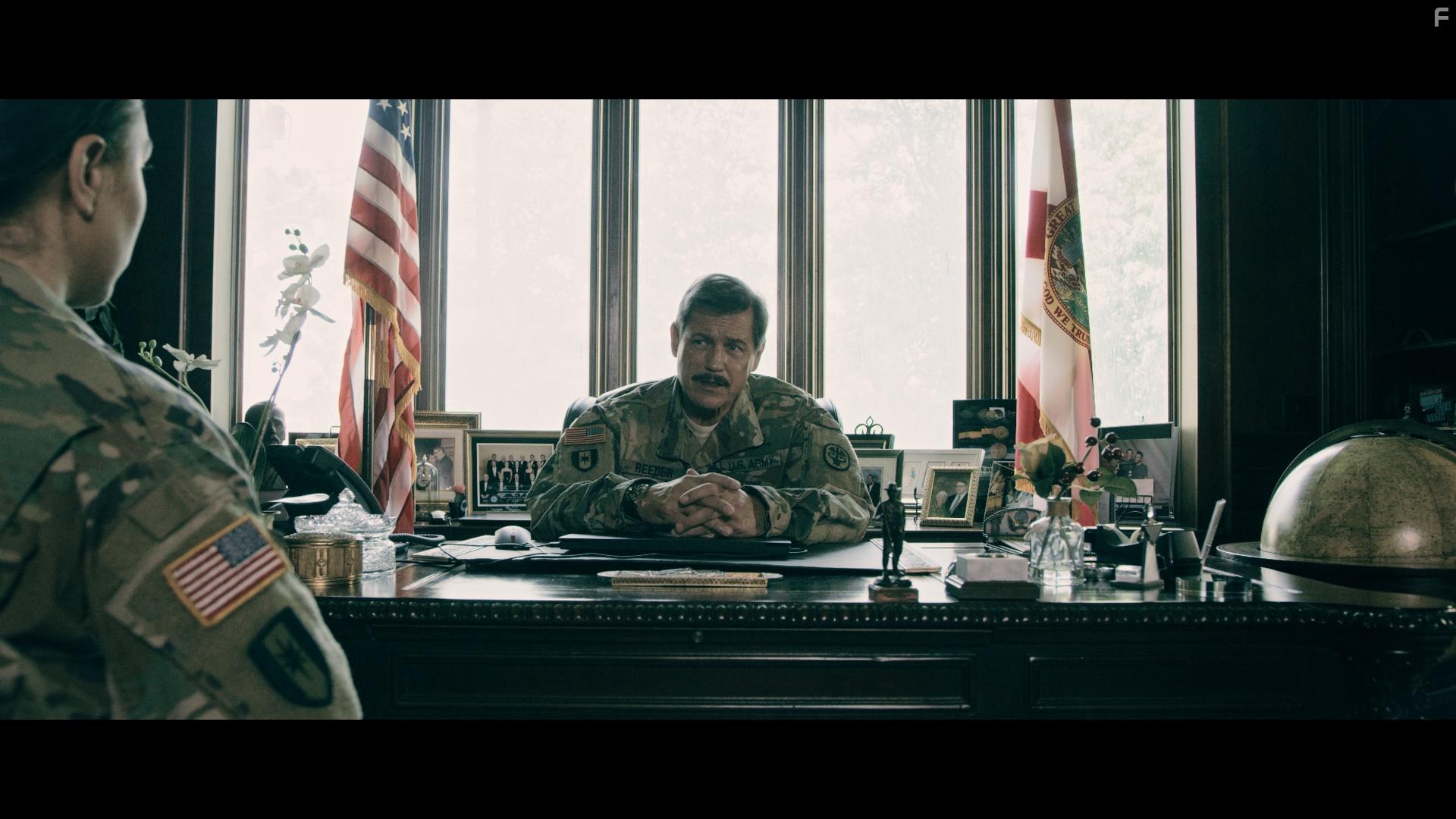 Michael Par and Jet Jandreau in Mind Games (2021)