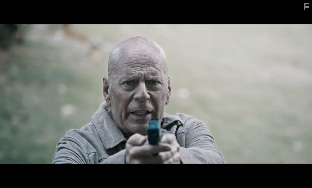 Bruce Willis in Out of Death (2021)