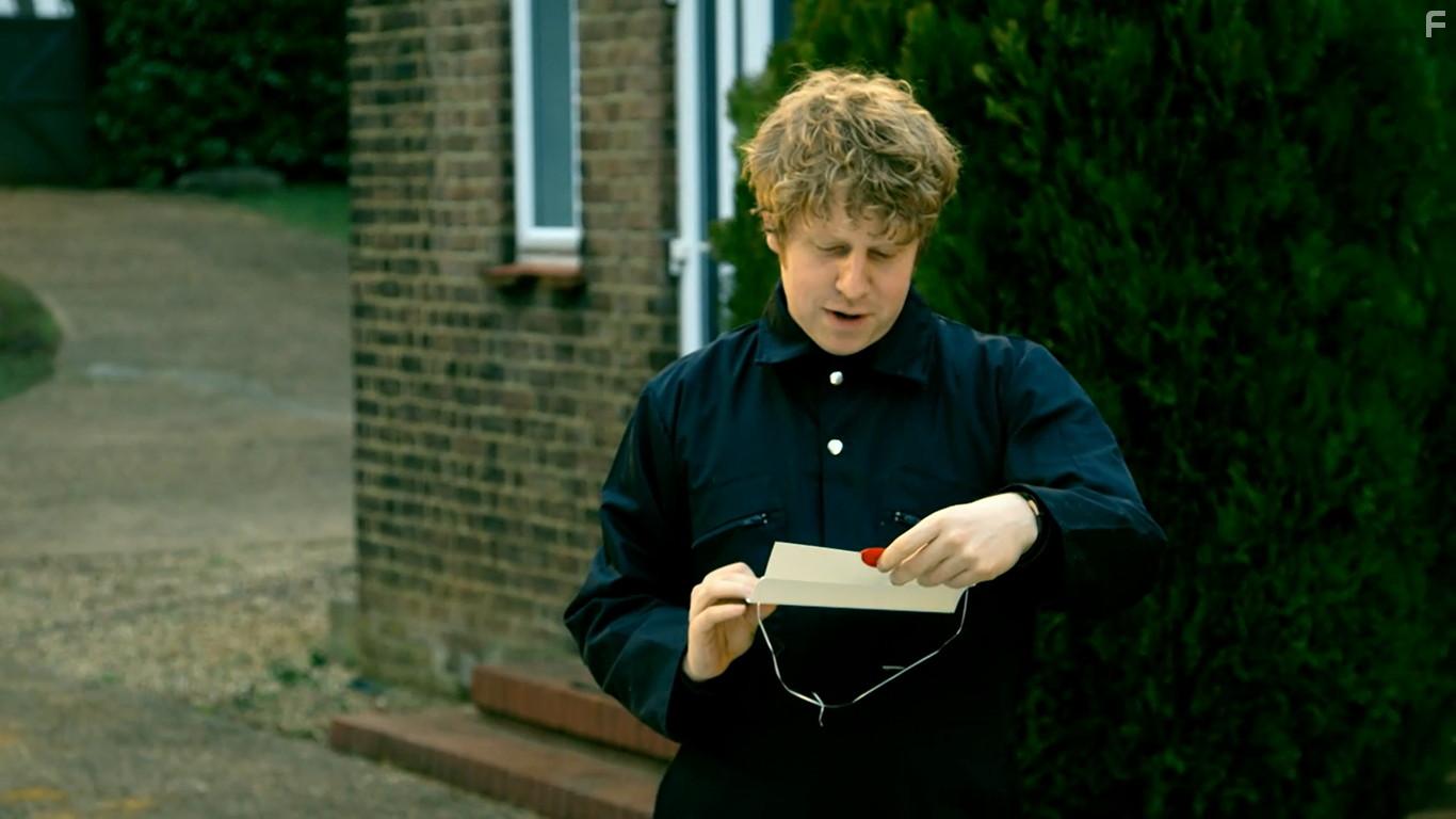 Josh Widdicombe in Taskmaster (2015)