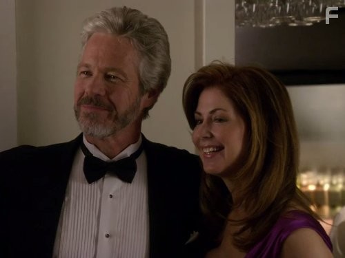 Dana Delany in Следствие по телу (2011)