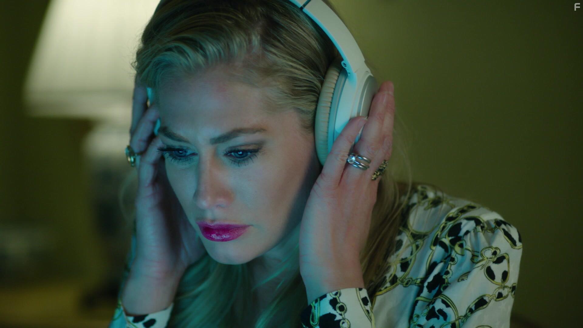 Jenny Shakeshaft in Nova Vita (2021)