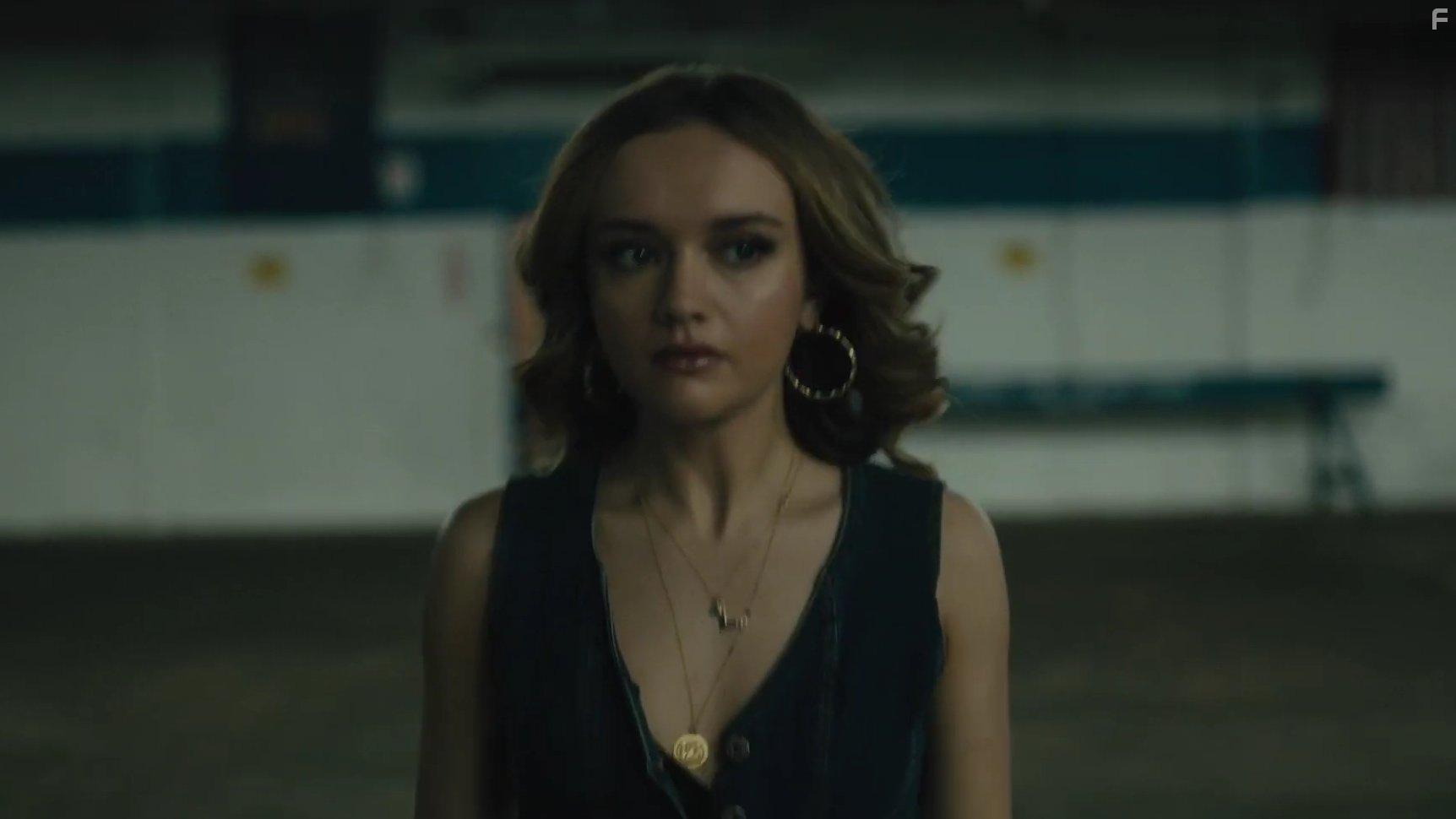 Olivia Cooke in Naked Singularity (2021)
