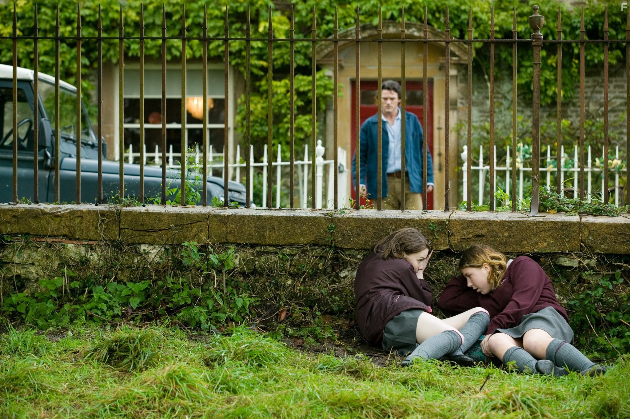 Luke Evans in Неотразимая Тамара (2010)