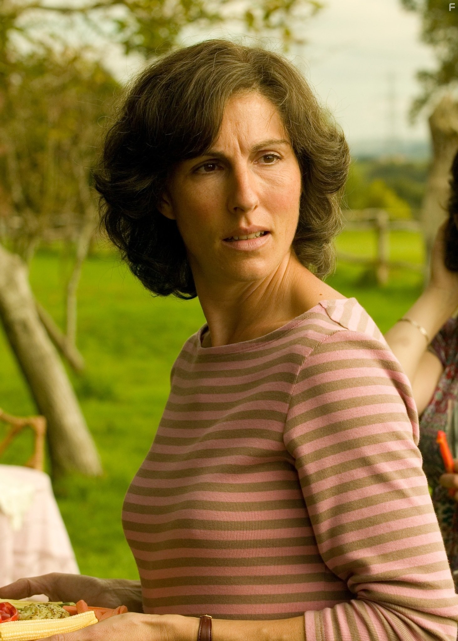 Tamsin Greig in Неотразимая Тамара (2010)