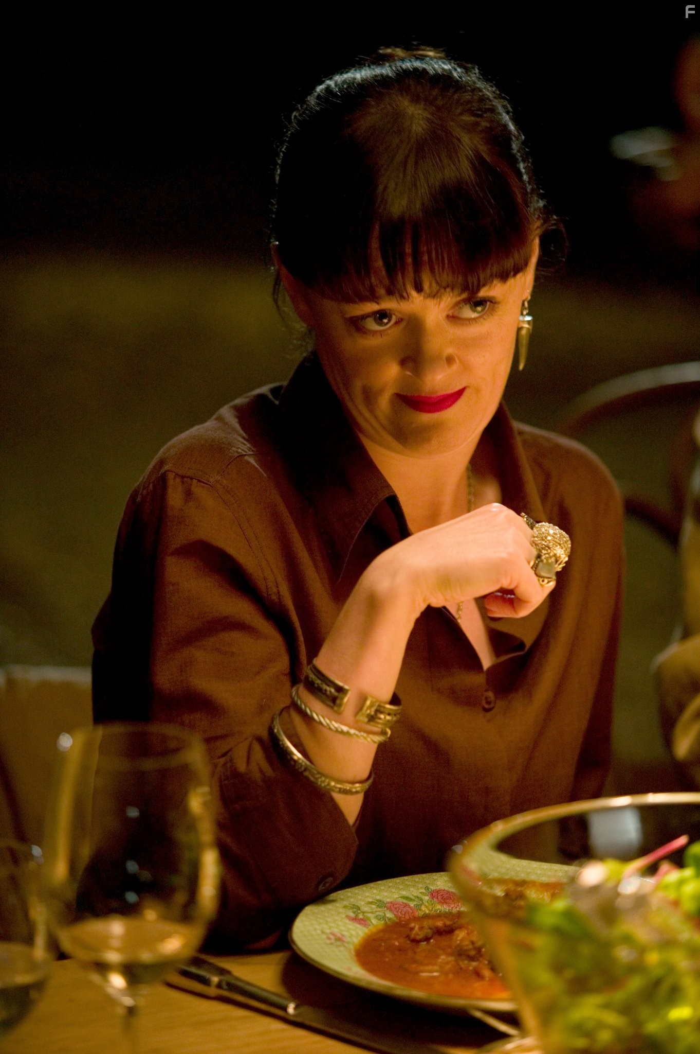 Bronagh Gallagher in Неотразимая Тамара (2010)