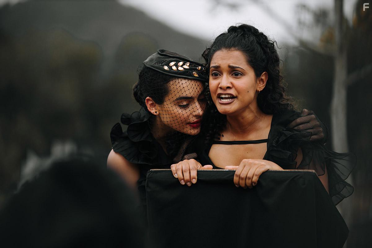 Aubri Ibrag and Sana'a Shaik in Dive Club (2021)