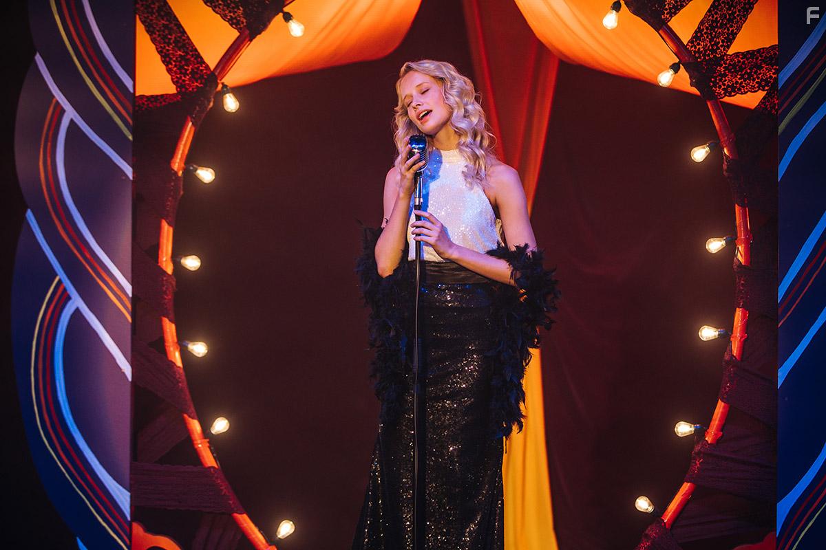 Mercy Cornwall in Dive Club (2021)