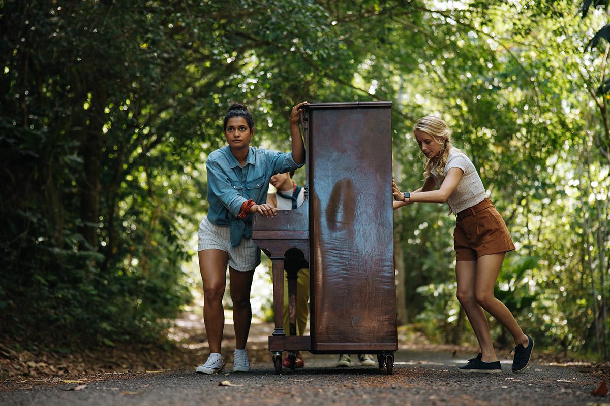 Aubri Ibrag, Mercy Cornwall, and Sana'a Shaik in Dive Club (2021)