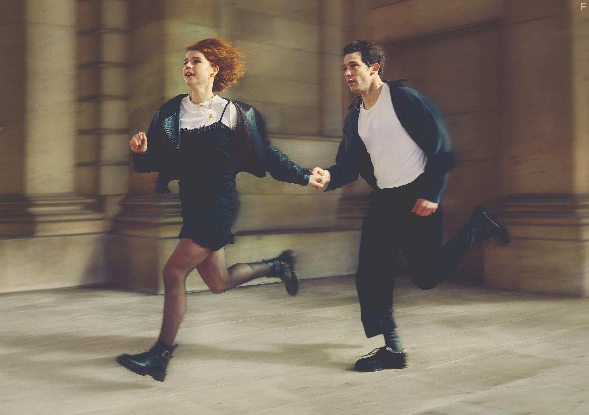 Jessie Buckley and Josh O'Connor in Romeo & Juliet (2021)