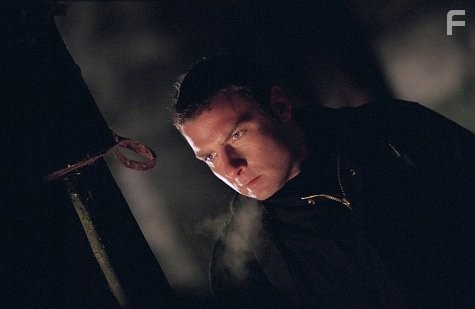 Liev Schreiber in Цена страха (2002)