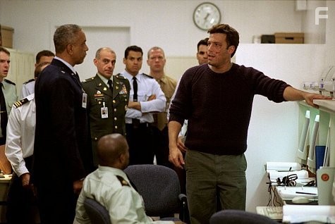 (Left) Philip Akin as General Wilkes and (right) Ben Affleck as Jack Ryan in  "The Sum Of All Fears."