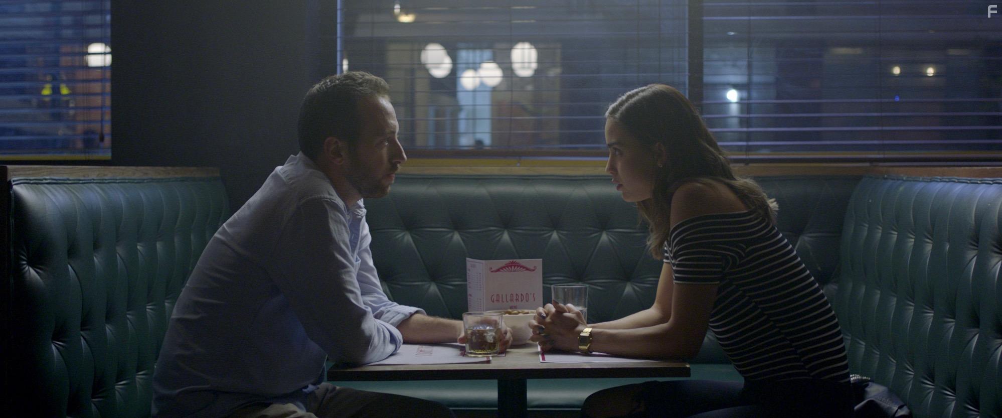 Melissa Barrera and Daniel Adissi in Dos Veces T (2018)