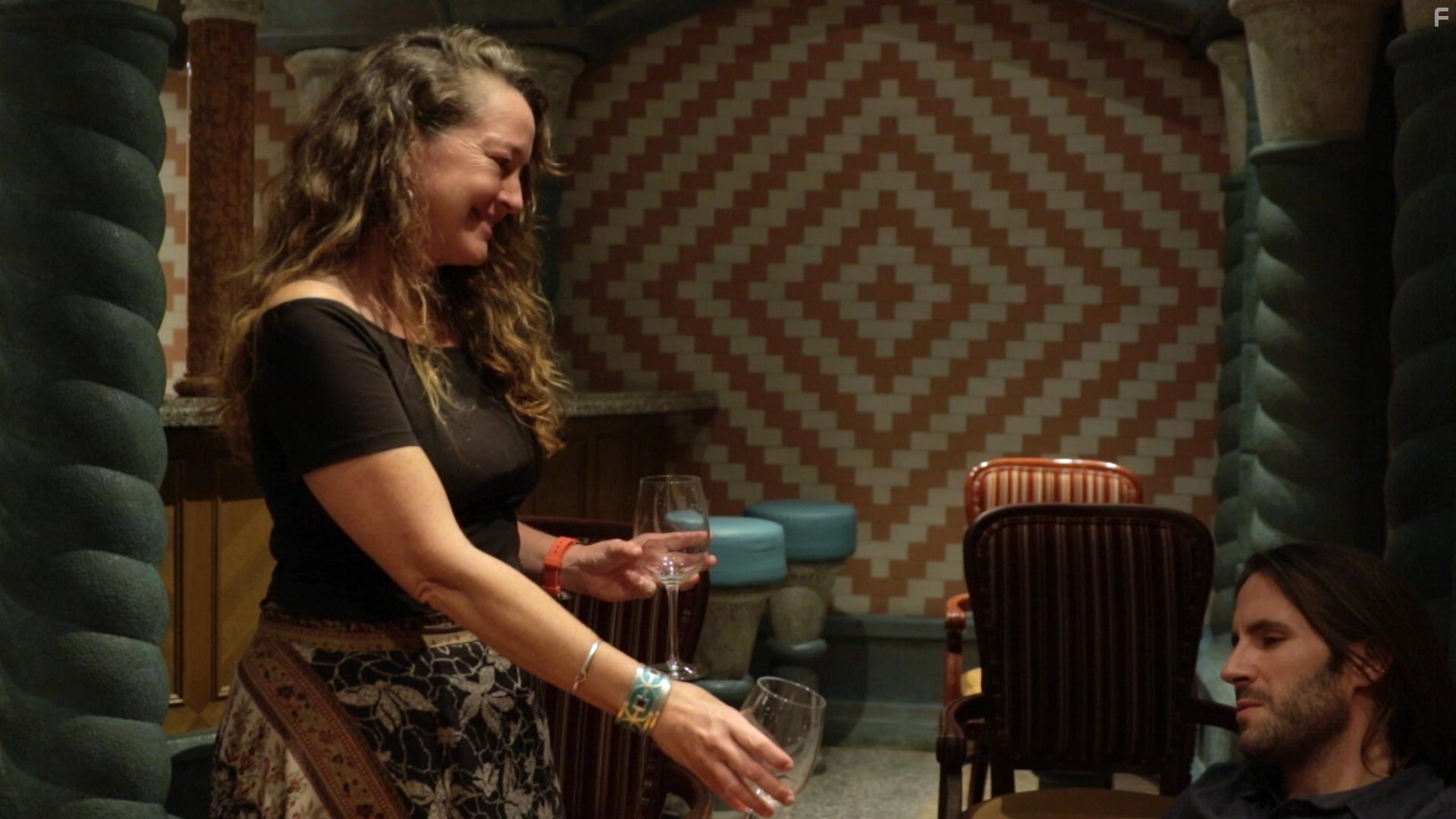 Christopher Ramage and Jennifer Zoe Taylor in Oh Ship! It's a Family Trip (2020)