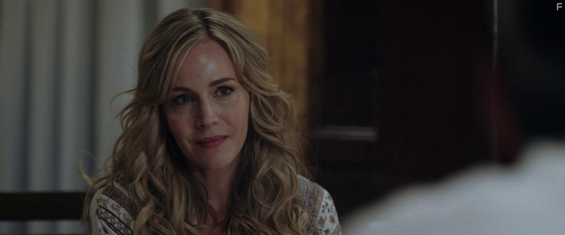 Julie Benz in Nocturne (2020)