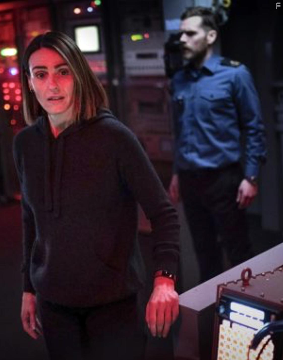 Suranne Jones and Shaun Evans in Vigil (2021)