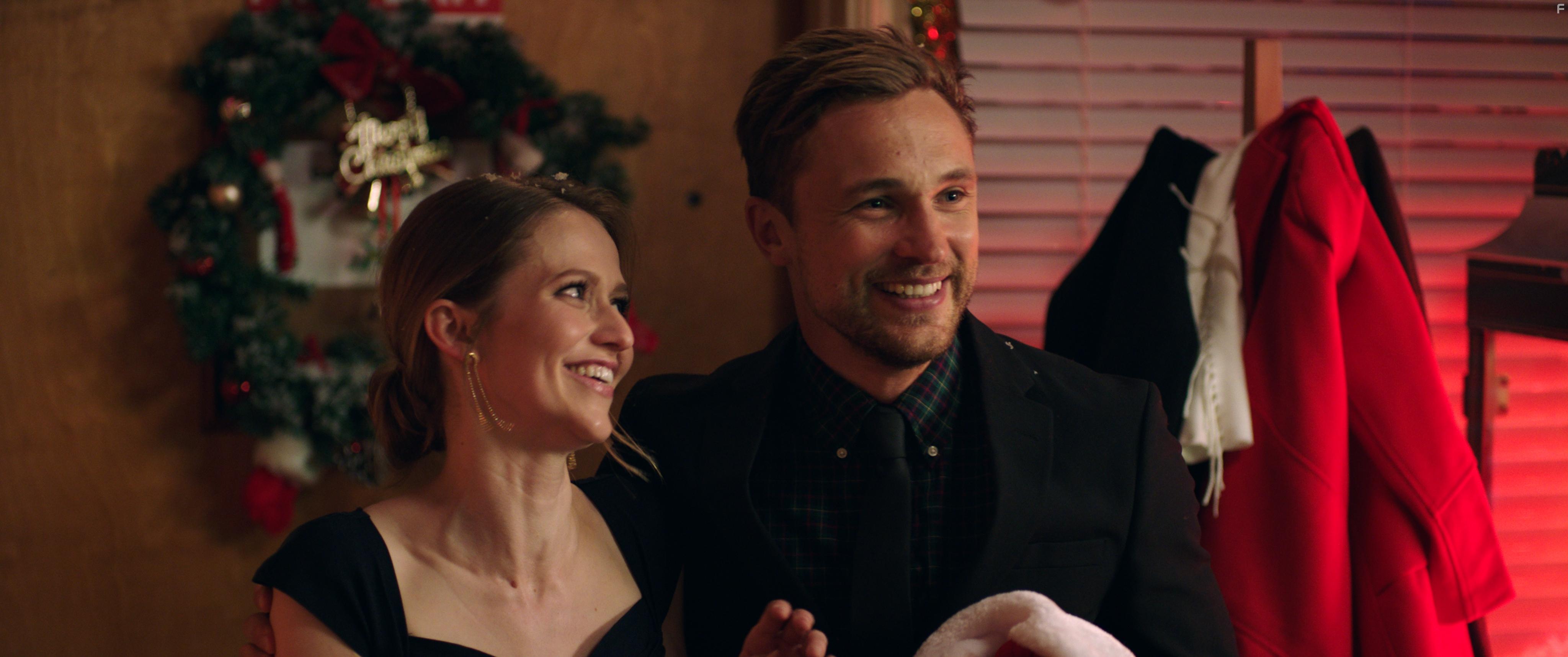 William Moseley and Johanna Braddy in Saving Paradise (2021)