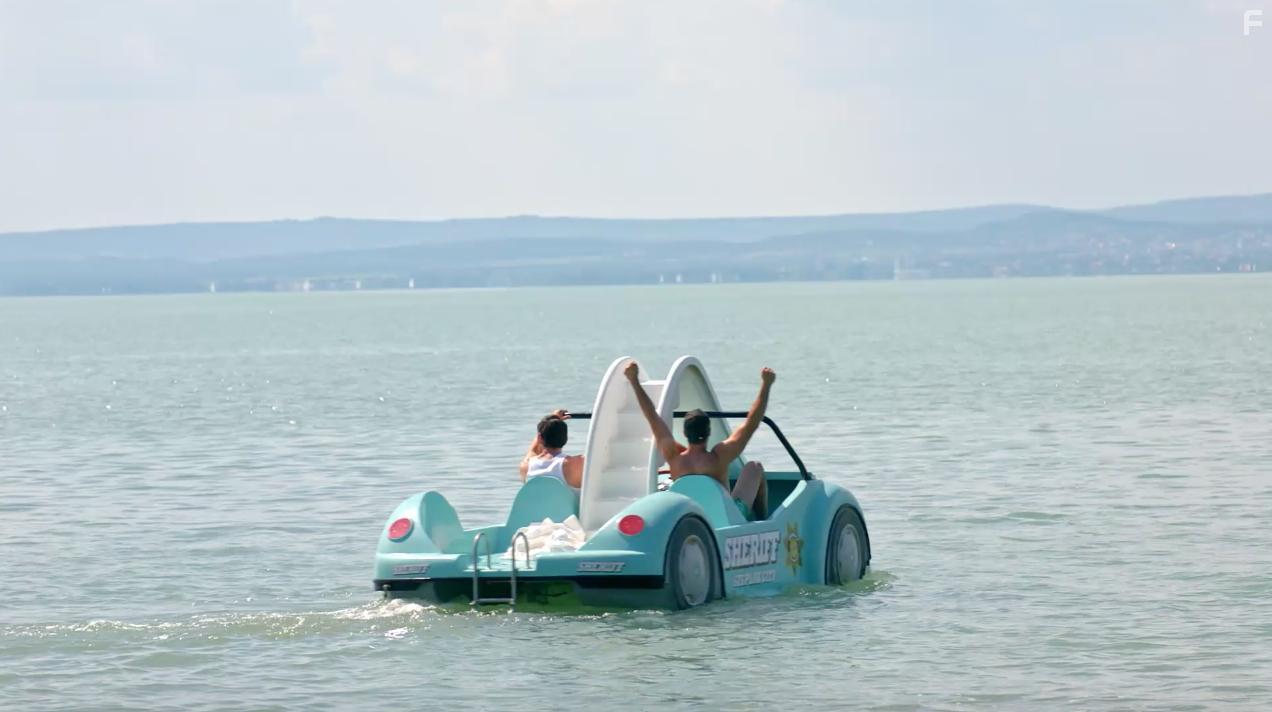 Tams Lengyel and ron Molnr in A mi kis falunk (2017)