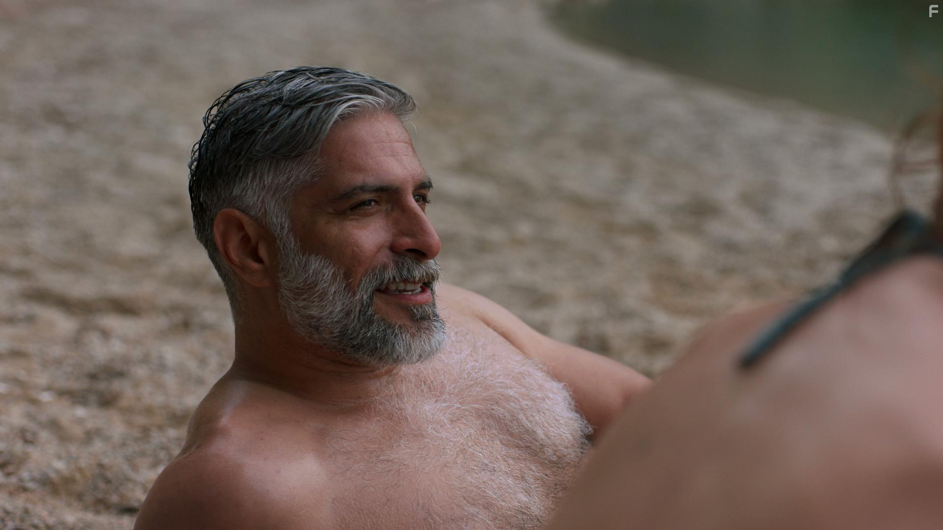 Sebastian Cavazza in Aleksi (2018)