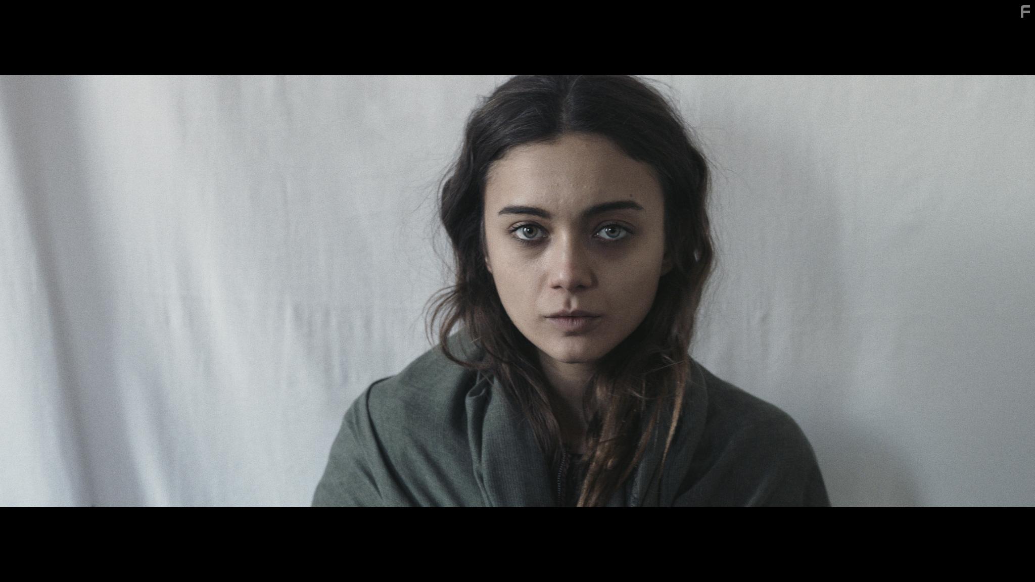 Damla Snmez in I Am You (2019)