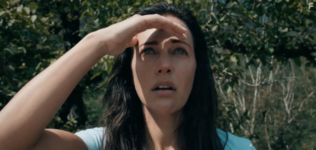 Meryem Uzerli in Kovan (2019)