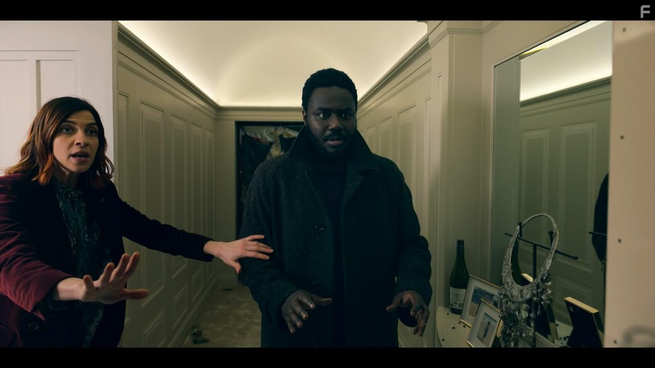 Natalia Tena and Babou Ceesay in Wolfe: Episode #1.3 (2021)