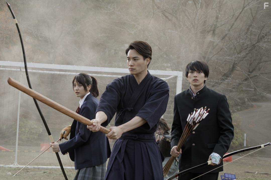 Nobuyuki Suzuki, Mackenyu, and Hirona Yamazaki in Brave: Gunjyo Senki (2021)